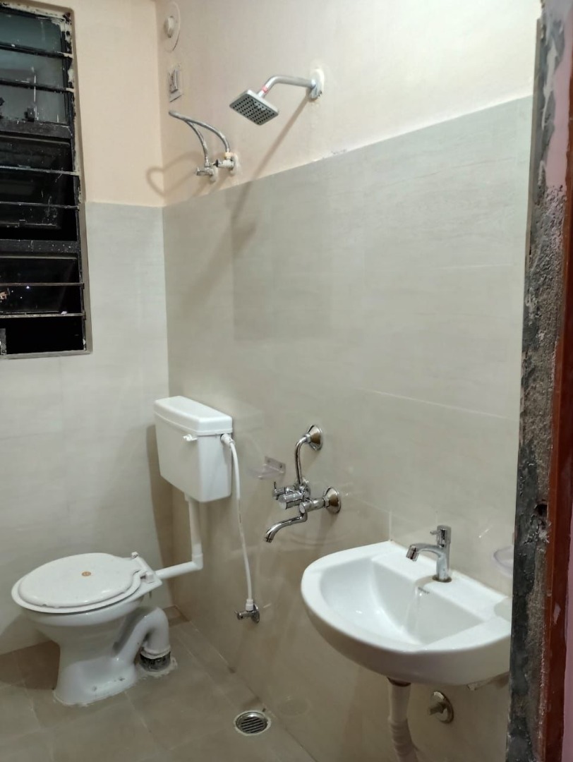 Unfurnished 3bhk in Downtown, Doctor Zakir Hussain Road, Rukmini Gaon, Guwahati, Assam, India for Rent